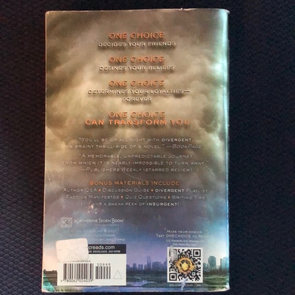Divergent book by Veronica Roth - Picture 2 of 2